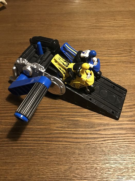 Motas Hotweels de impulsao