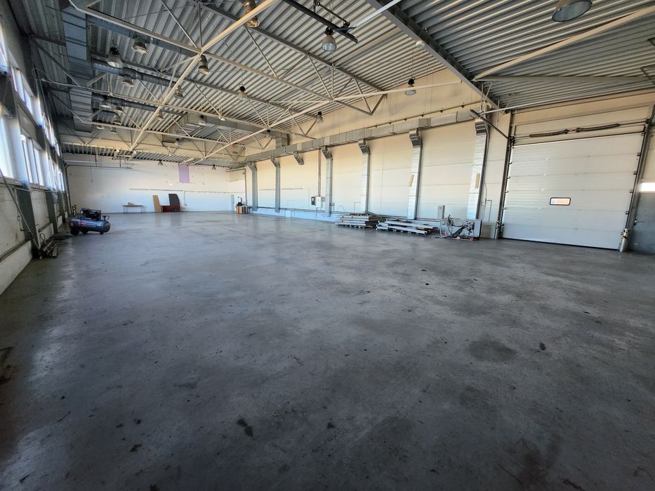 Wynajmę hale produkcyjną/magazynową o powierzchni 2428m2