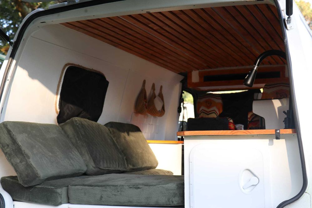 Carrinha Camper / Autocaravana – Pronta para Aventuras