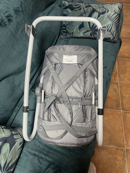 Cadeira de baloico para bebé