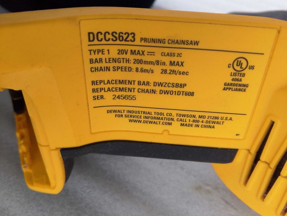 Акумуляторна ланцюгова пила DEWALT DCCS623,  США