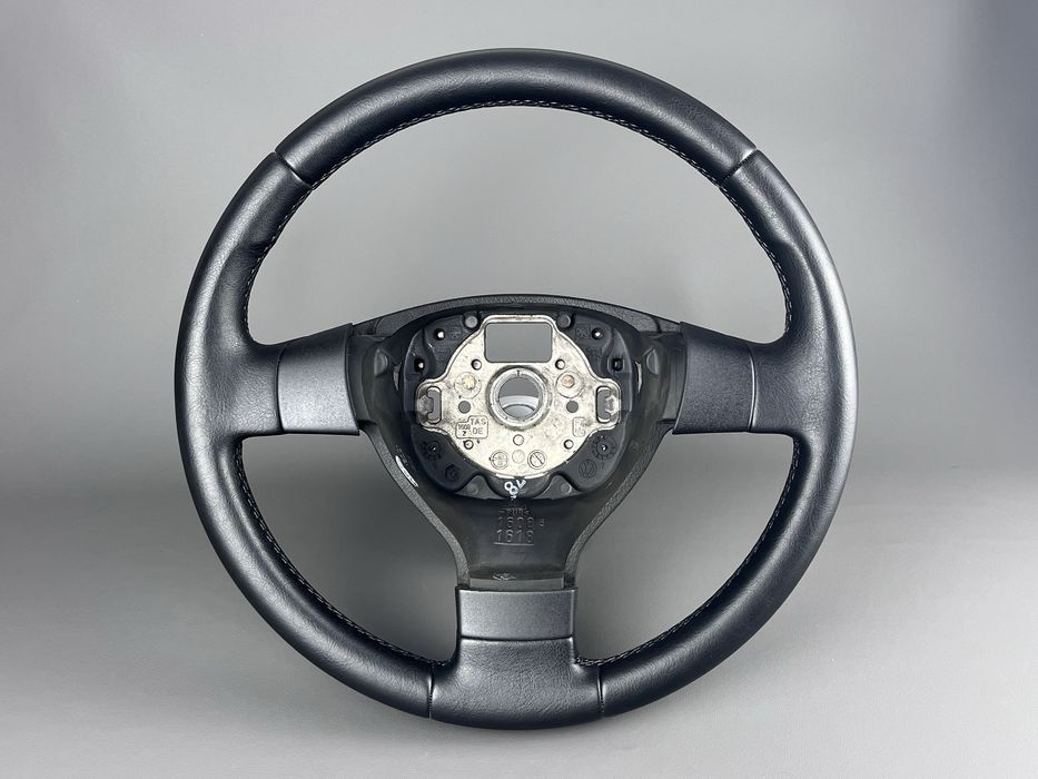 Руль Caddy Passat b6 Golf 5 Jetta