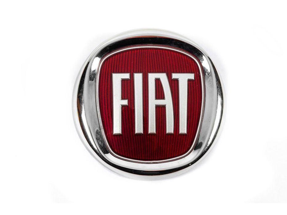 Fiat Емблема (Червоний, на штирі) 95 мм