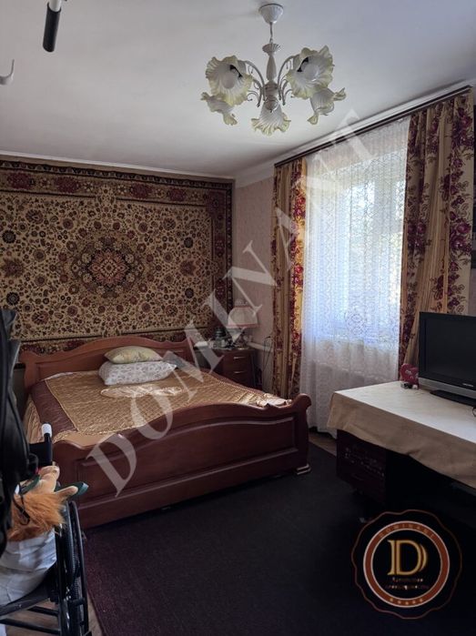 Продаж будинку Дніпровський район