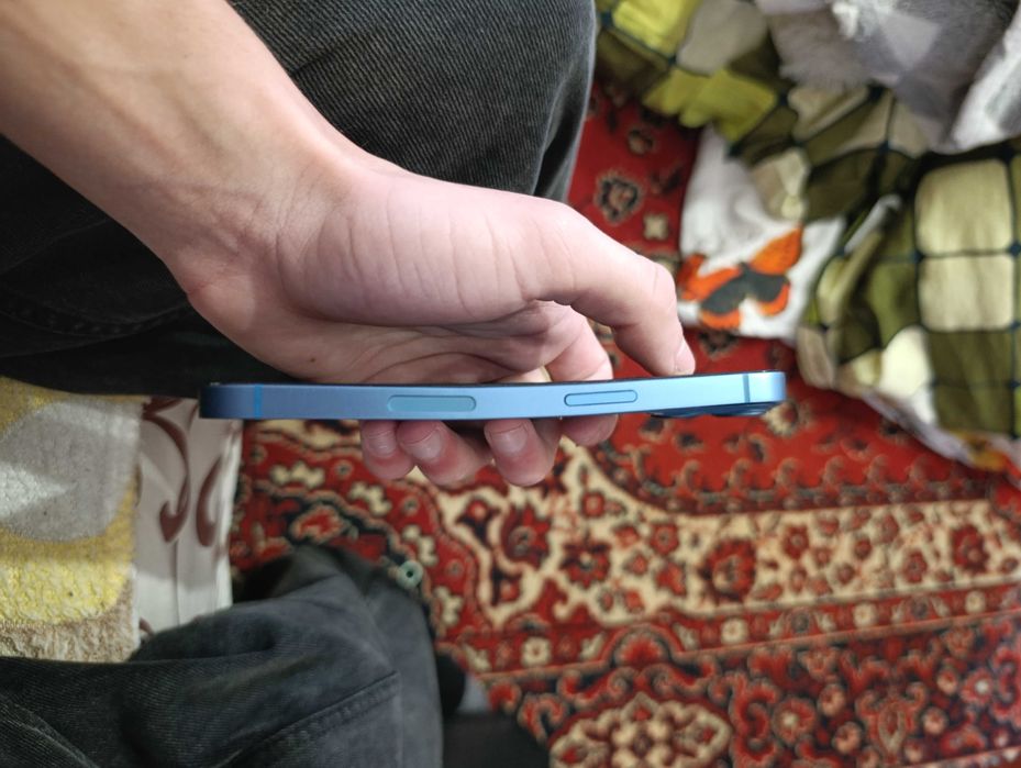 айфон 13 IPhone 13