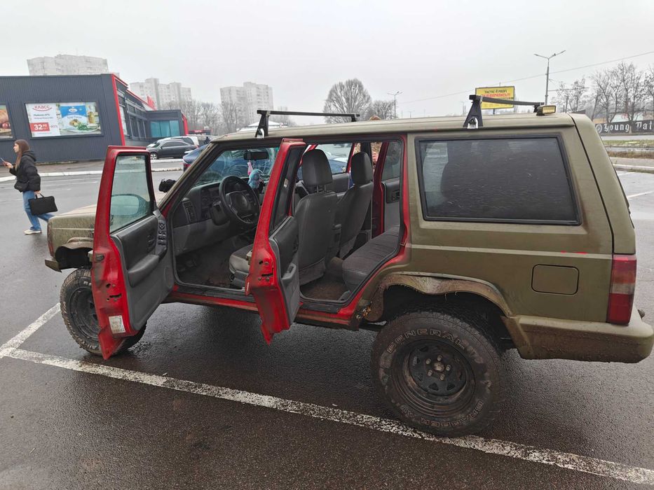 Jeep Cherokee 97 года