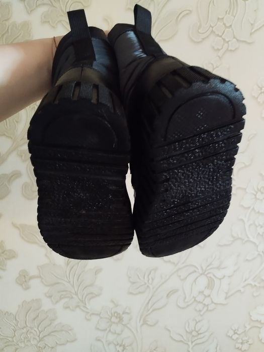 Зимние сапоги для девочки .