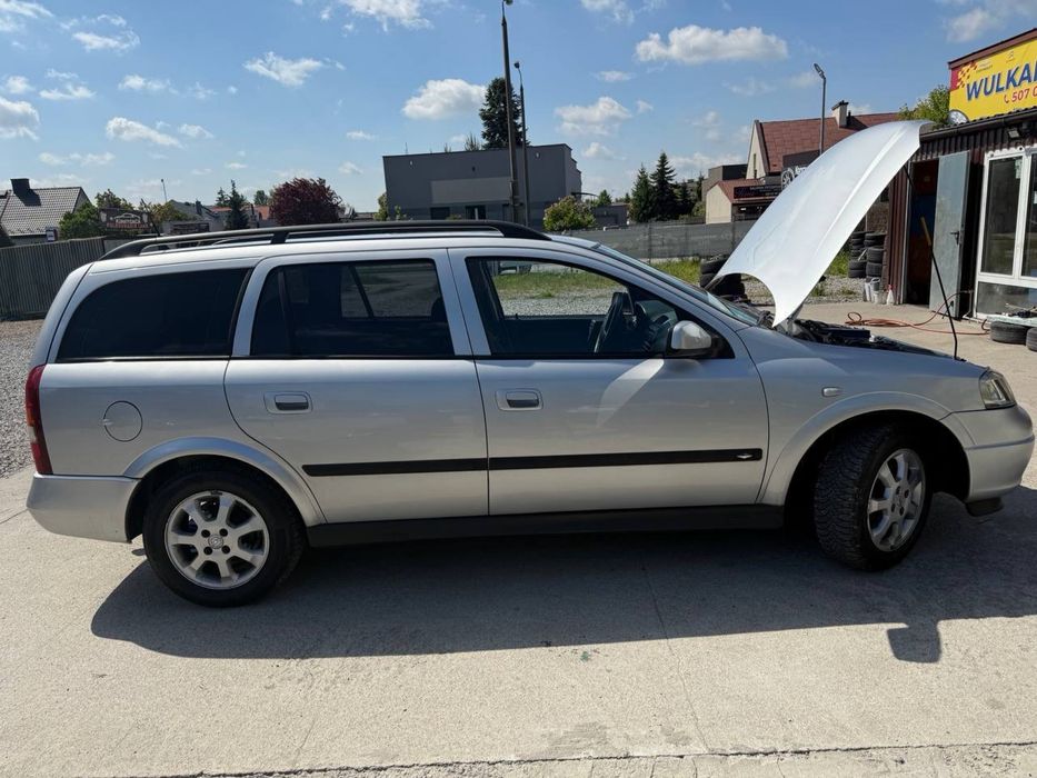 Опель Астра 1.6 бензин