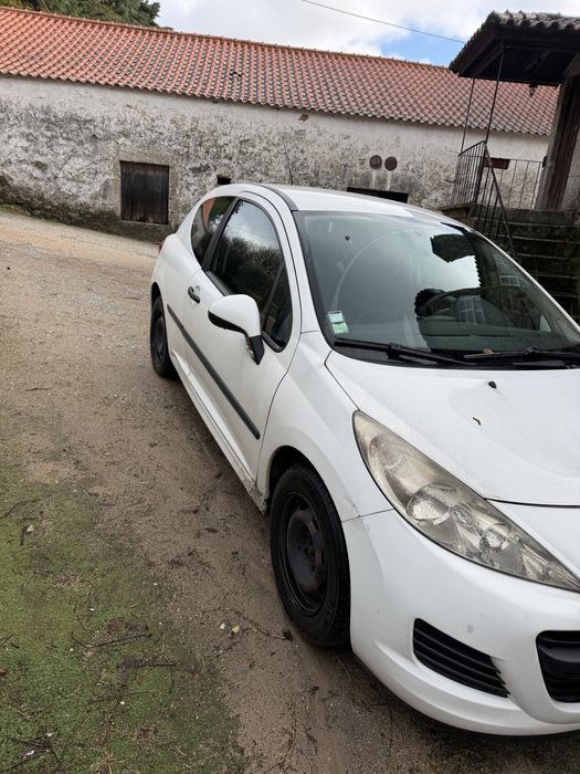 Peugeot 207 1.4 gasoleo comercial de 2010