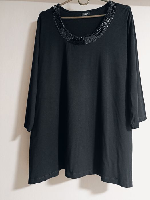 Продам женскую кофту.