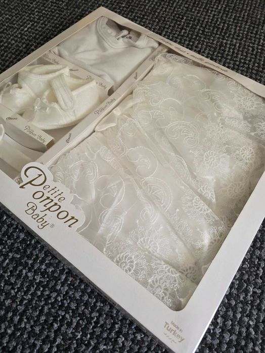 elegancki komplet dla noworodka dziewczynki