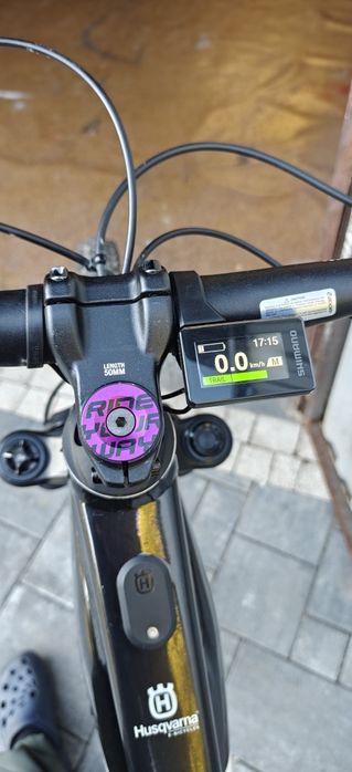 Rower elektryczny husgwarna HC2 Hard Cross
