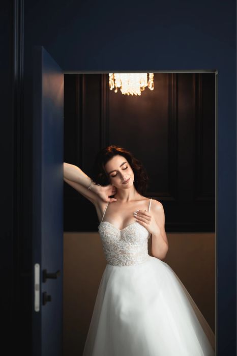 Випускна/весільна/вечірня сукня з мереживним корсетом обшитим бісером