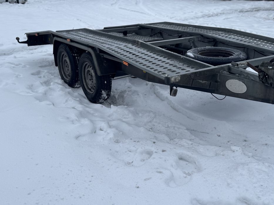 Wynajem Przyczepa Laweta Niewiadów BR 2 DMC 2500 Ladowność 1950