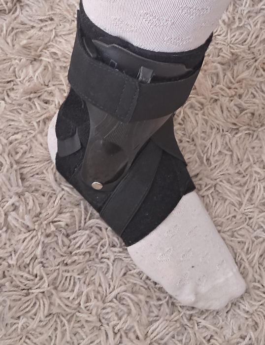 Orteza / stabilizator na staw skokowy R.M uniwersalny