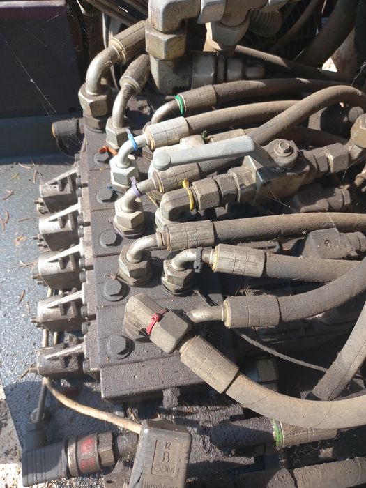 Rozdzielacz hydrauliczny danfoss 5 sekcji  noremat