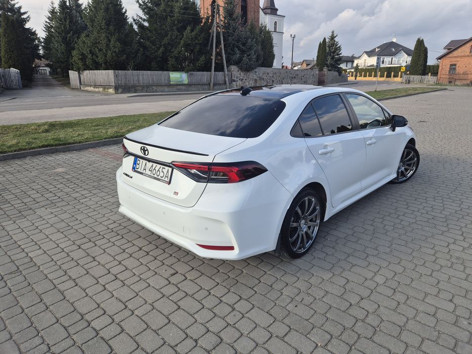 Corolla e21 android kamera alu 18 gr sport