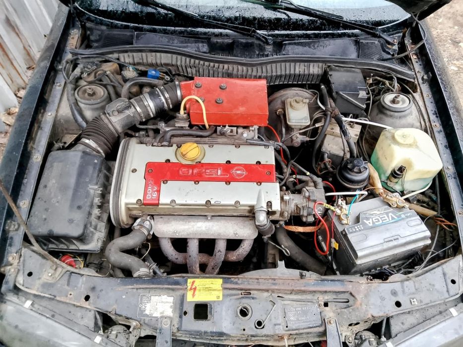 Продам Opel Calibra 2.0 л 16-клапанний