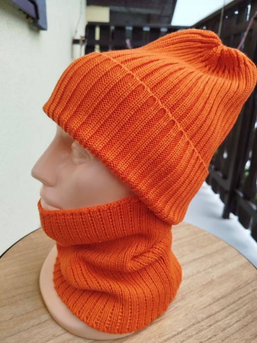 Czapka z wełny Merino 100 % pomarańczowa + komin super prezent