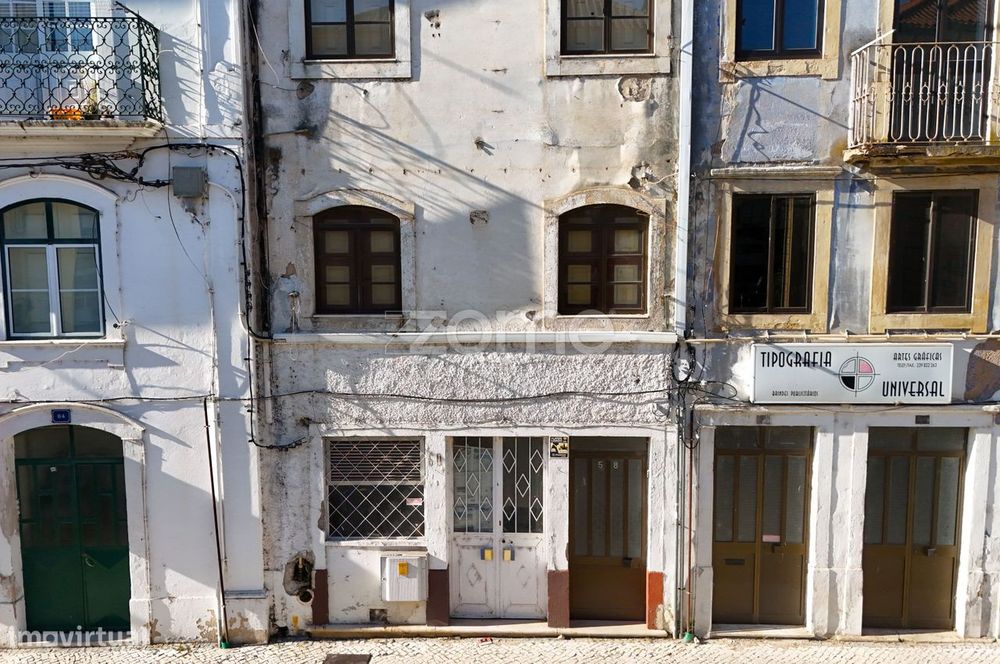 Loja para Reabilitação na Rua Figueira da Foz, Coimbra