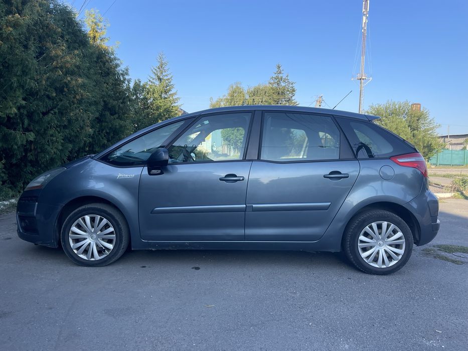 Citroen C4 2010гв 1.6d