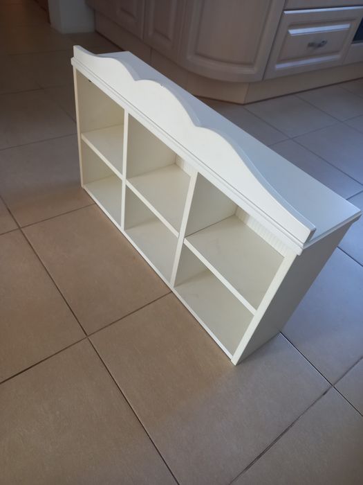 Półka ścienna biała Ikea Hensvik