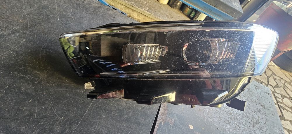 Farol para vw t-roc