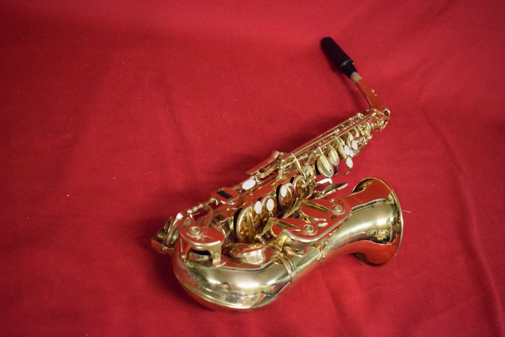 Saxophone Alto Comet Com Estojo. N 2064175300986371124
