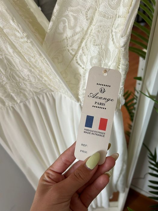 Vestido branco de cerimónia