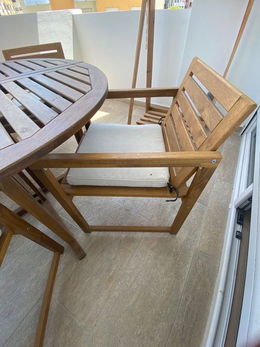 Mesa Jardim + 4 Cadeiras com Almofadas IKEA | Outdoor Table Set + 4 Chairs with Cushions IKEA