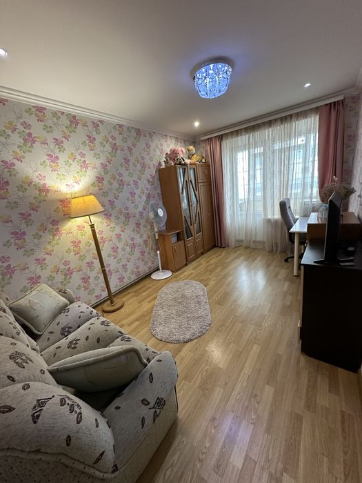 Продаж 4х кімн.квартиру вул.Соборна (район ТЦ МЕГА)