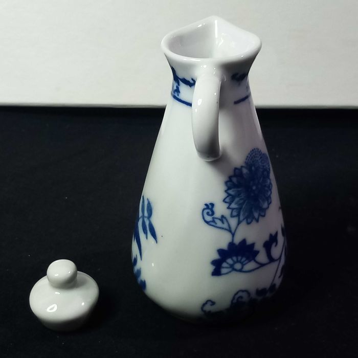 Bule em porcelana