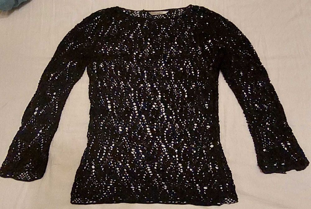 Czarna narzutka   ręcznie robiona na bluzkę ,golfik rozmiar 38 /40
