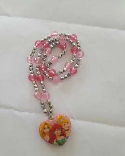 Colares da Disney