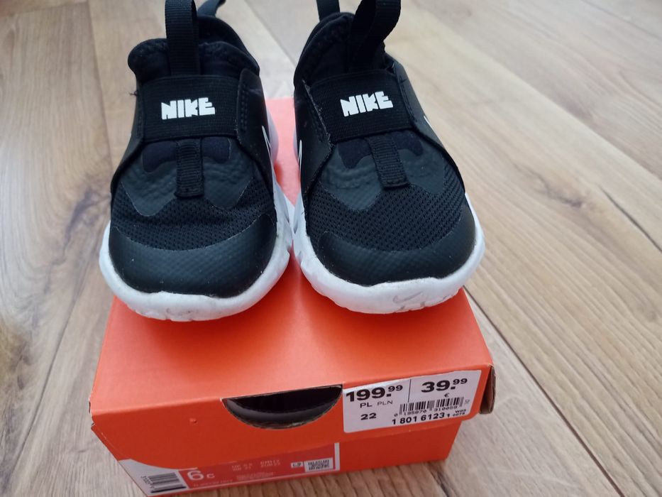 Buty uzywane  dziecięce nike rozm.  22