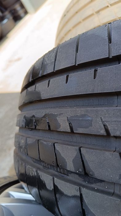 4 x GoodYear Eagle F1 235/45/18 94W