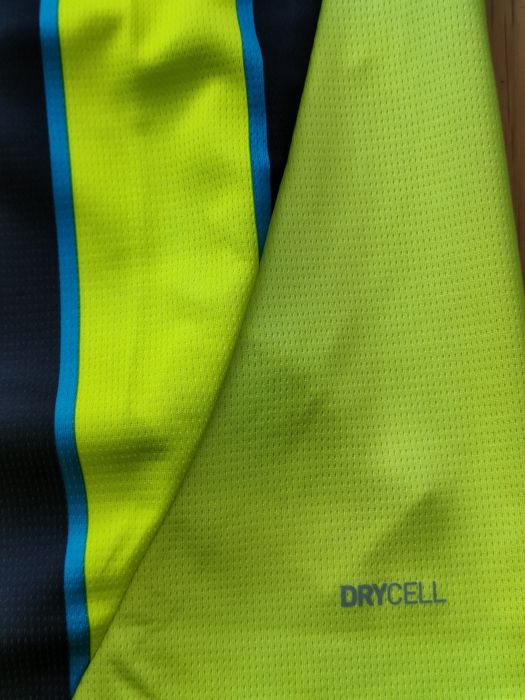 Camisola futebol adulto original Puma Manchester City away homem néon nova