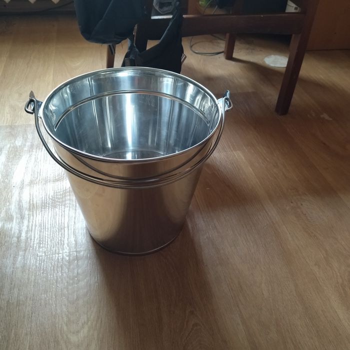 Відра із нержавійки