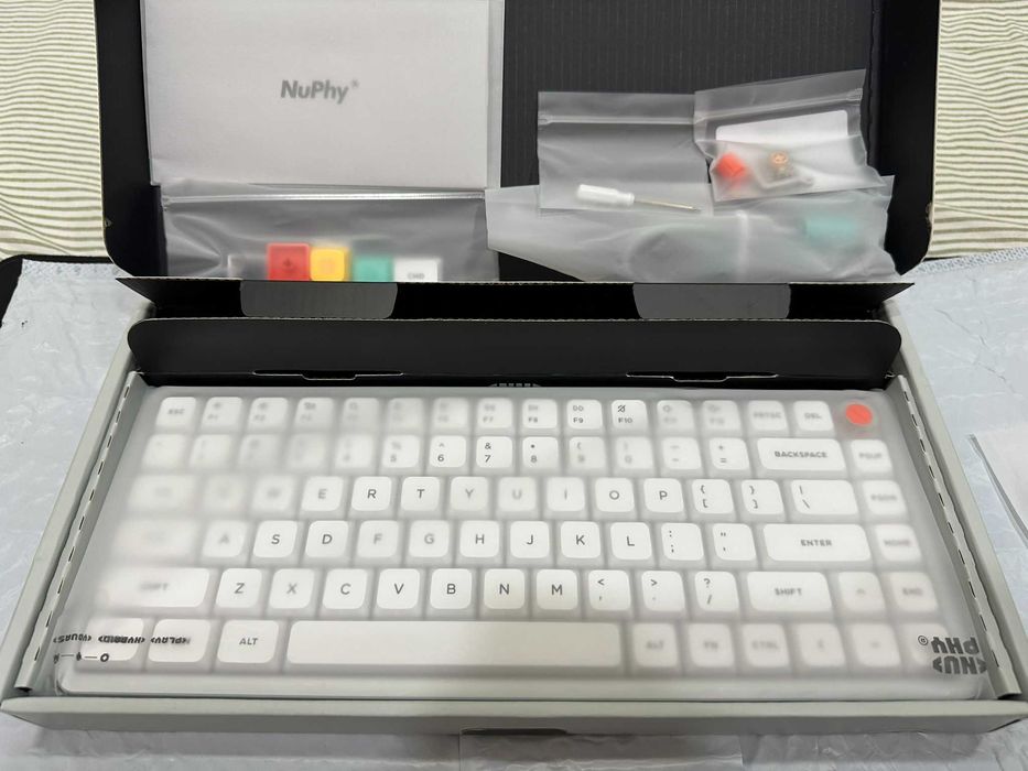 Teclado NuPhy Air75 V3 novo chegou ontem aberto só para testar