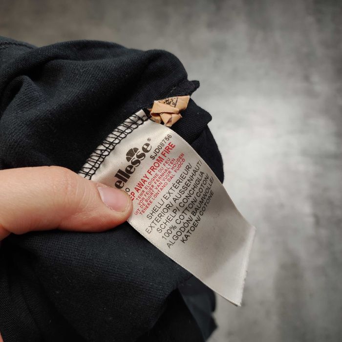 MĘSKA Bawełna Koszulka Ellesse Haftowane Logo Czarna Naszywka Sport