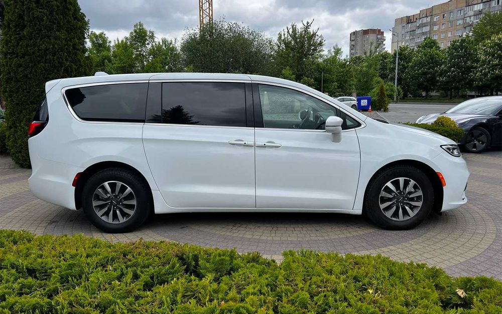 Chrysler Pacifica 2022