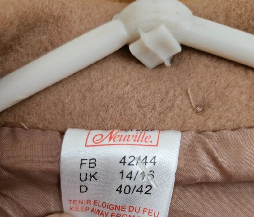 Jesienny płaszczyk 40/42
