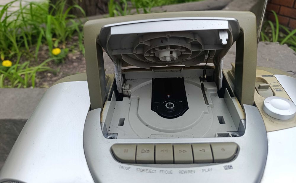 Бумбокс Panasonic RX-D25
