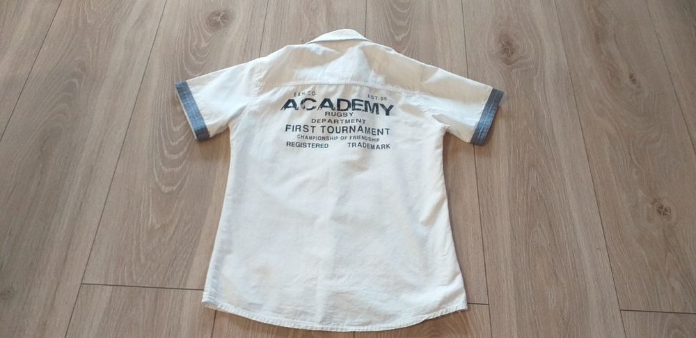 Koszula biała z krótkim rękawem, rozm. 122