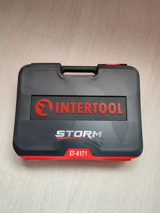 Набор инструментов 1/2" & 3/8" & 1/4", 171ед. INTERTOOL ET-8171 STORM