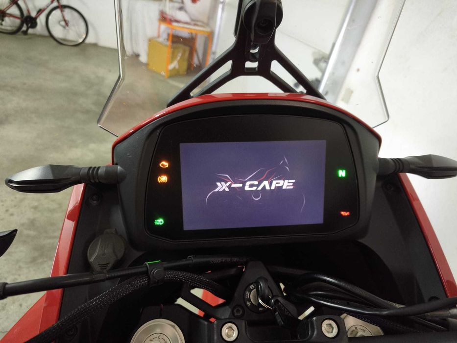 Moto Morini X-Cape 650 Gold Edition (Série Limitada) – Como Nova