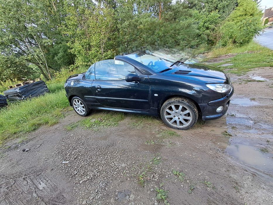 Samochód peugout 206 CC 2004 skórzana tapicerka podgrzewane fotele