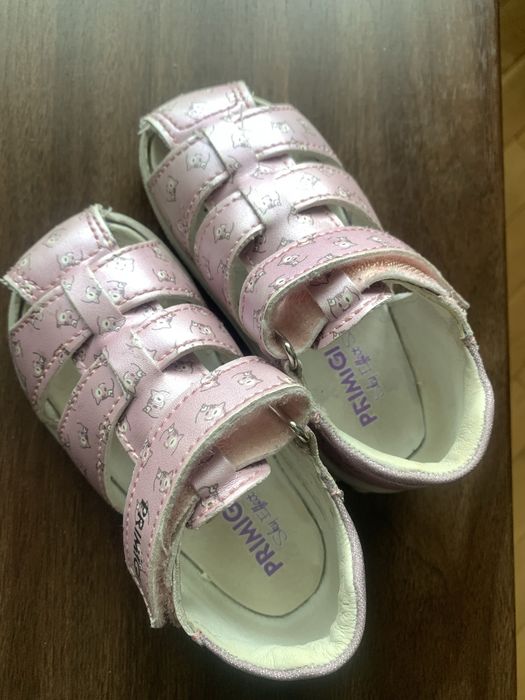 Босоніжки для дівчинки 24розмір