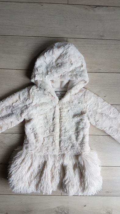 Płaszczyk Futerko eleganckie białe American Widgeon rozm. 104 stan ide