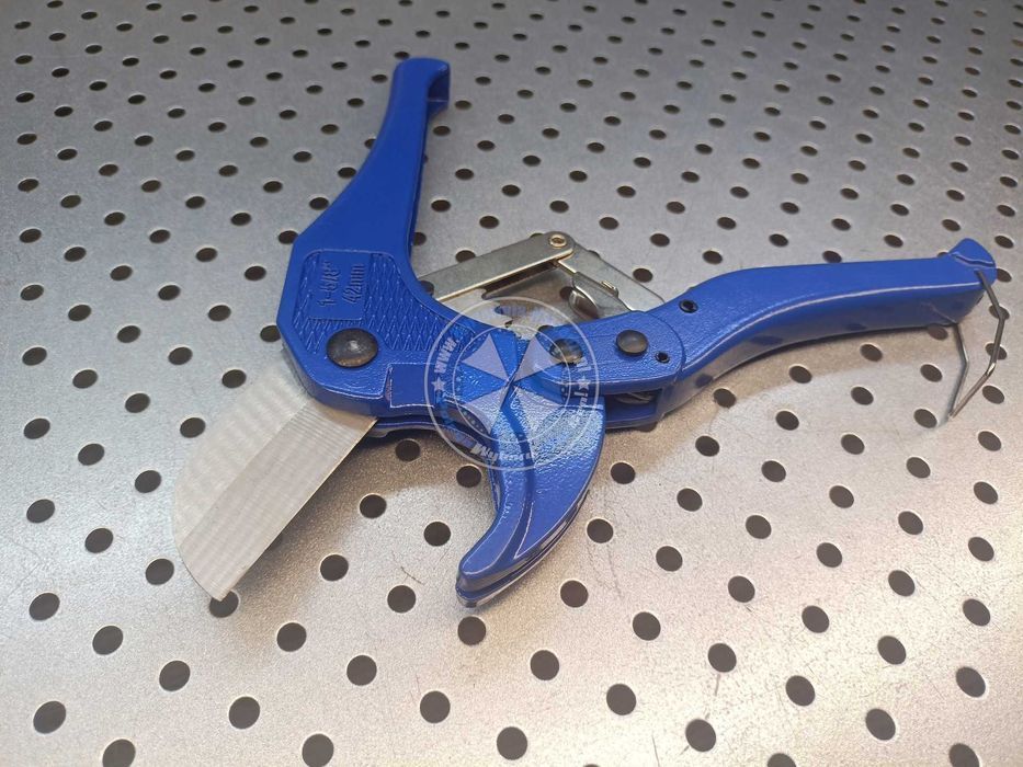 Nożyce do cięcia rur 42mm PCV PCW PP PEX